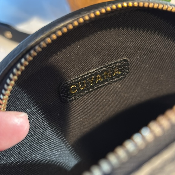 CUYANA ROUND SHOULDER BAG - Picture 7 of 7